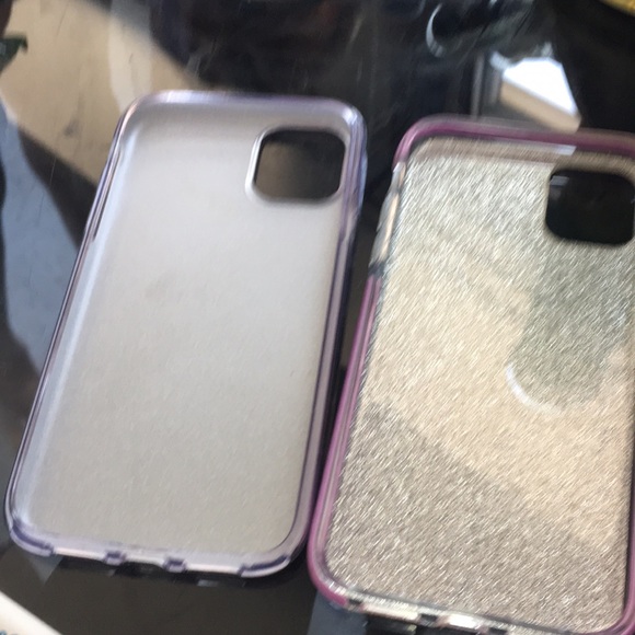 iPhone 11 cases - Picture 2 of 2